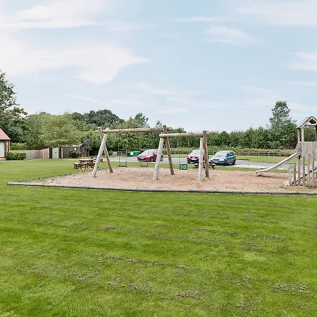 Vaughan - 23055 Holiday home Filey